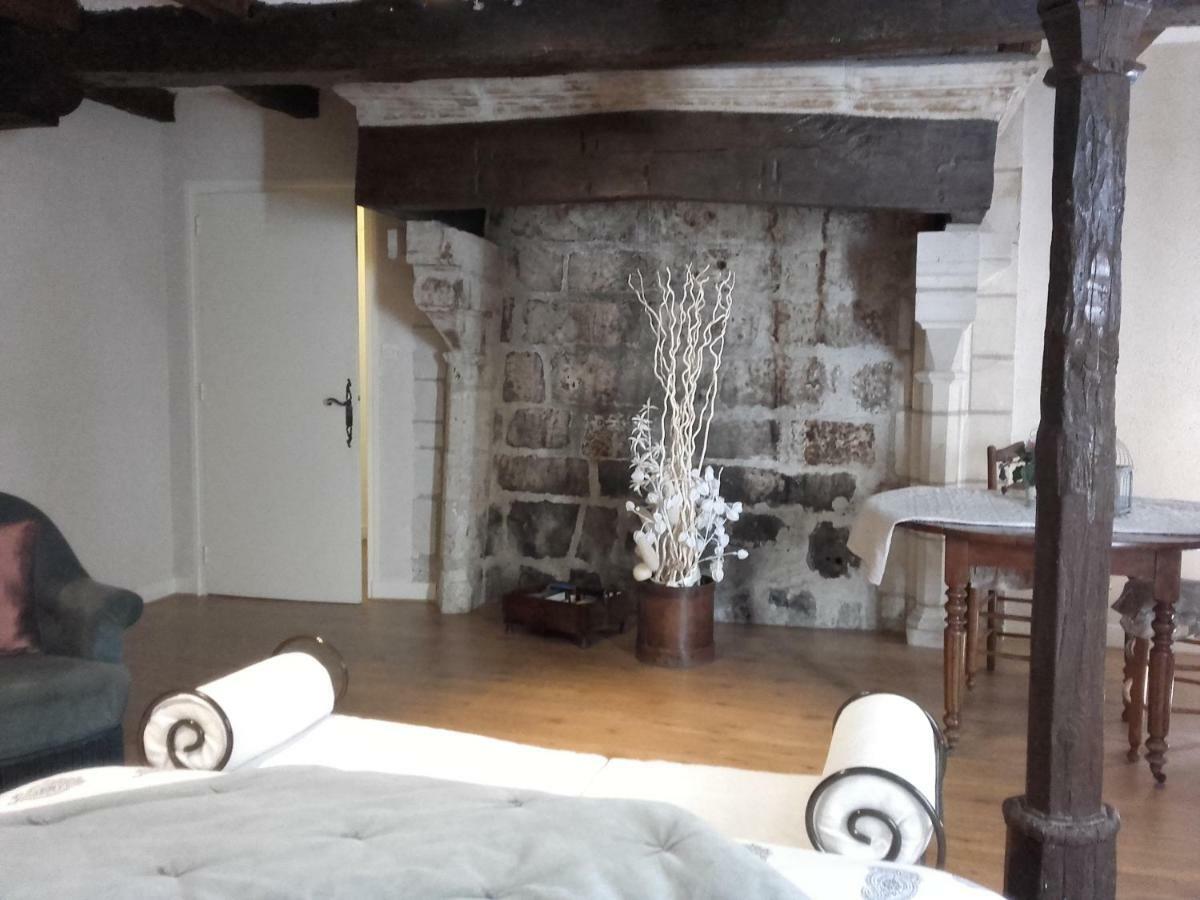 La Maison Rouge Chinon Eksteriør bilde